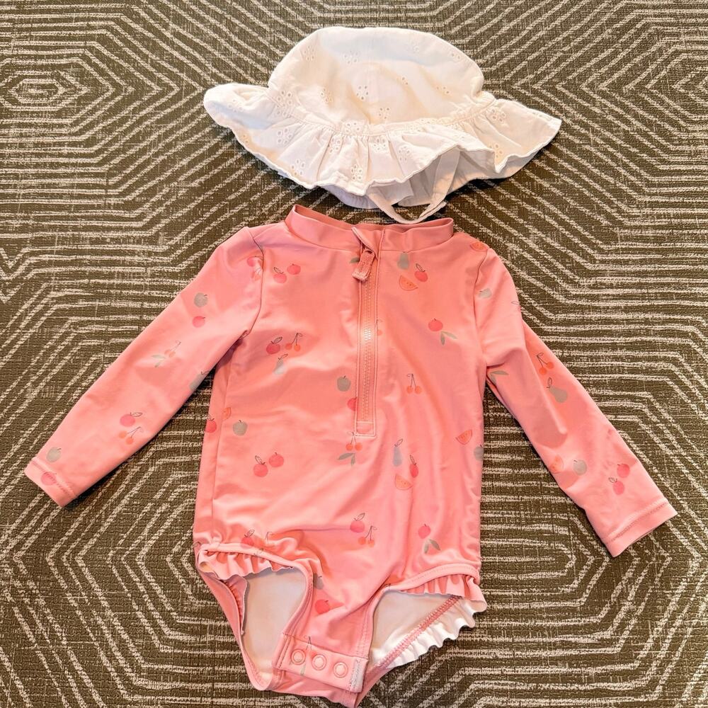 Little Planet by Carter’s Baby Girl Rash Guard Swimsuit & Sun Hat Set 9M